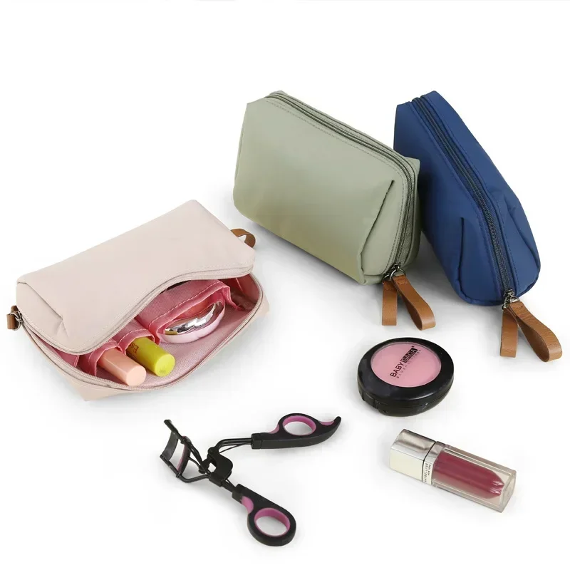 New Simple Women Cosmetic Bag  - Luxury Skincare Set recensione e prezzo