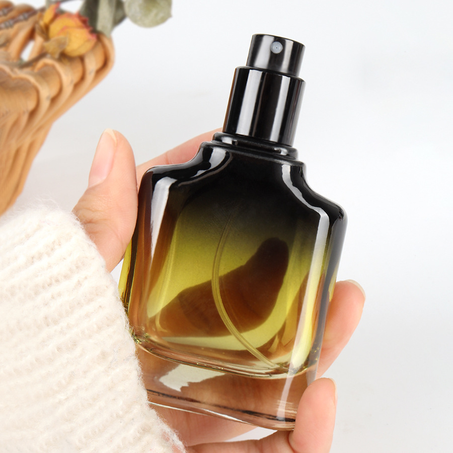 Perfume Bottles 30ml Spray Bot - Luxury Skincare Packaging recensione e prezzo